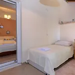 Penthouse In Quiet Neighborhood Near Sandy Apartment Chania (Crete)