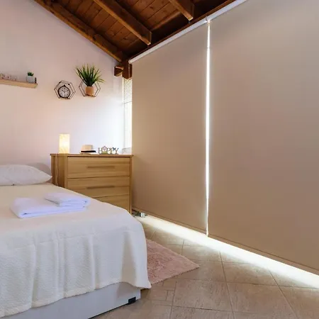 Apartament Penthouse In Quiet Neighborhood Near Sandy Chania (Crete)