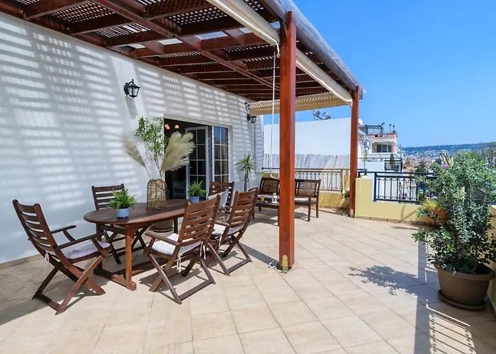 Penthouse In Quiet Neighborhood Near Sandy Appartamento *