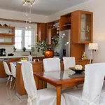 Apartamento Penthouse In Quiet Neighborhood Near Sandy La Canea