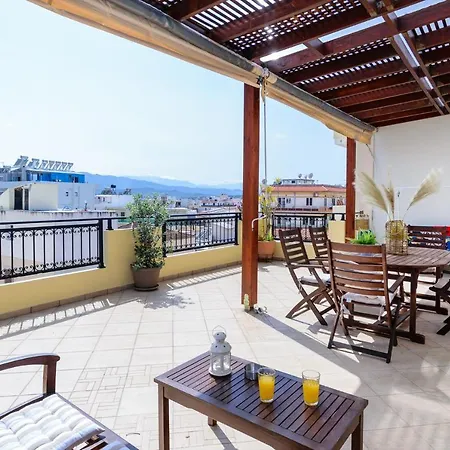 아파트 Penthouse In Quiet Neighborhood Near Sandy